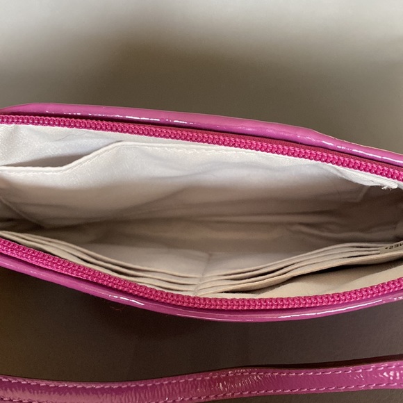 Like New!! COACH wristlet - Picture 3 of 3